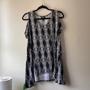Jones NY sz large swing top